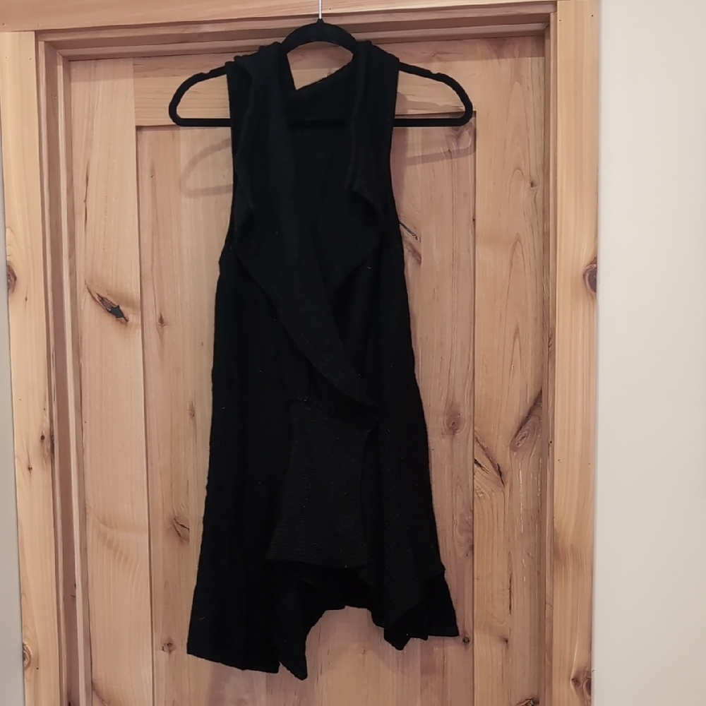 Willow & Clay Black Asymmetrical Dress